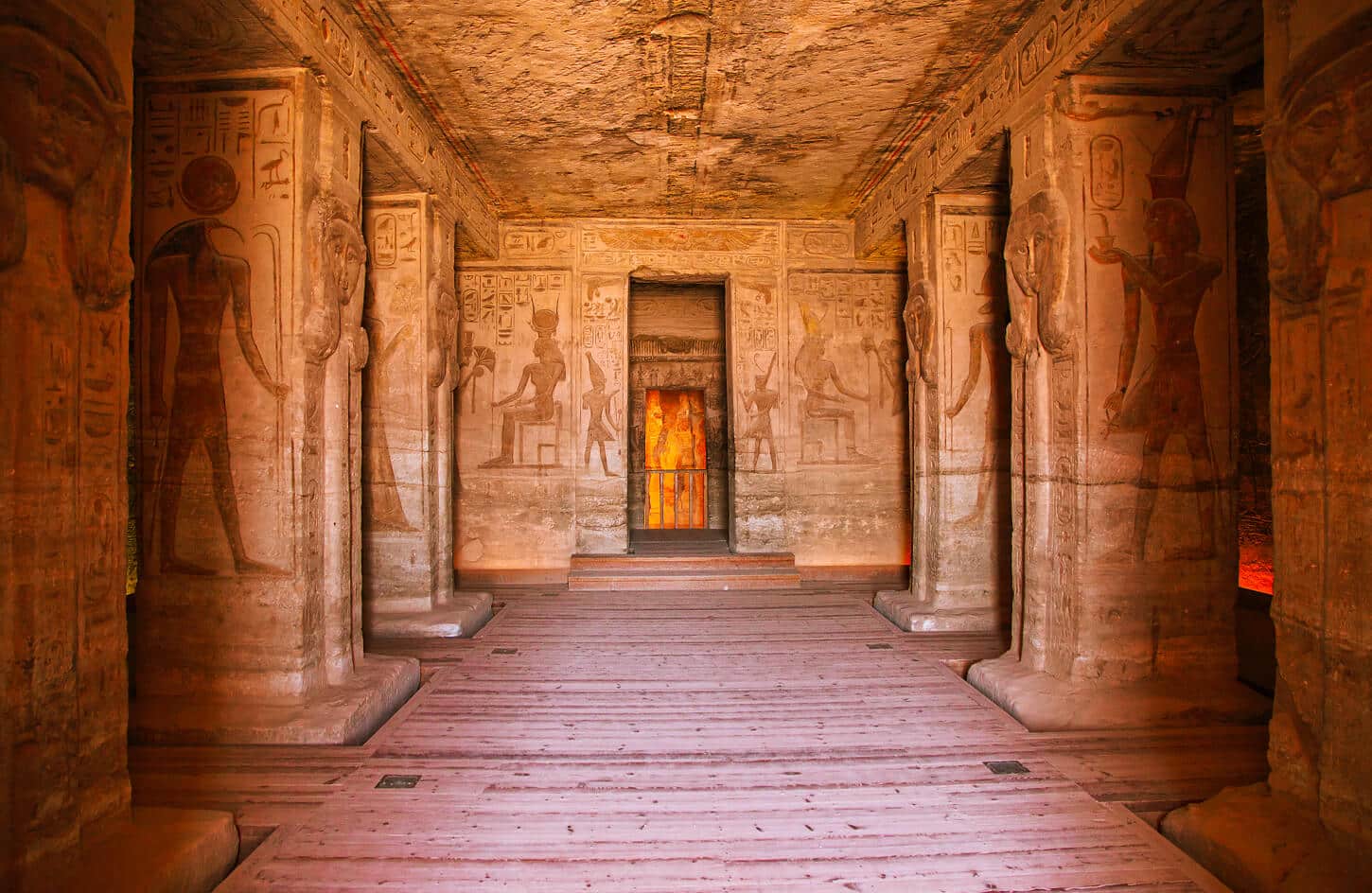 abu simbel temple entrance