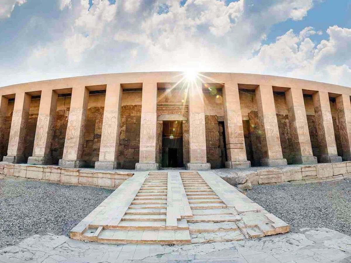 A wonderful picture of Abydos Temple in Luxor