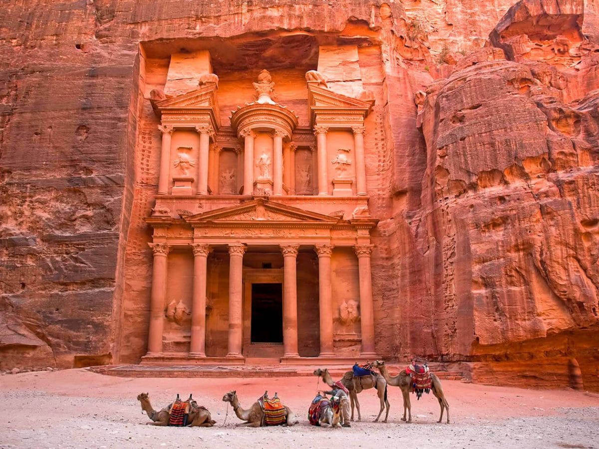 A wonderful shot of the wonderful Temple of Petra in Jordan