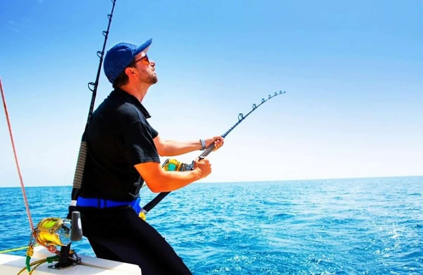Great photo of tourists on a fishing trip in Hurghada