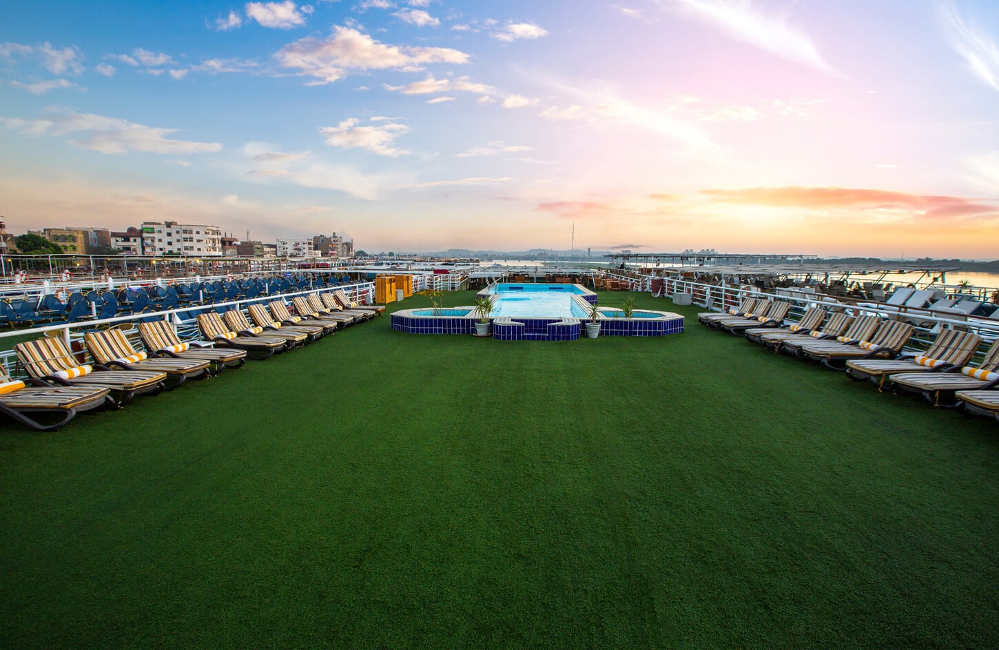 Solaris II Deluxe Nile Cruise 2