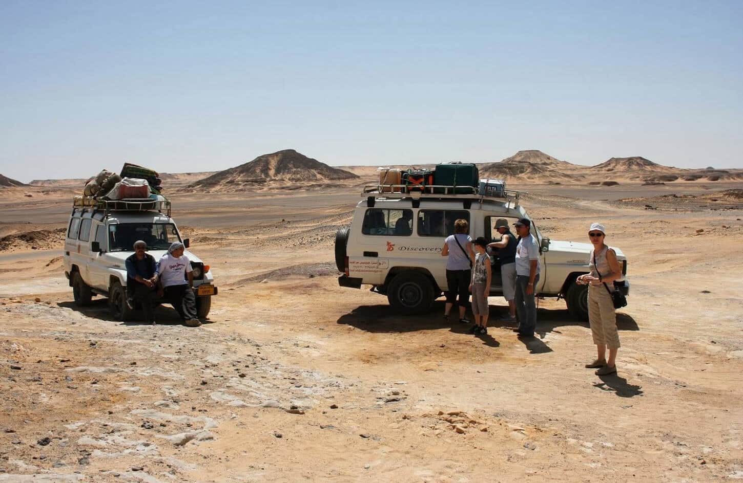 Very nice picture of a group of tourists on a jeep safari trip from Marsa Alam