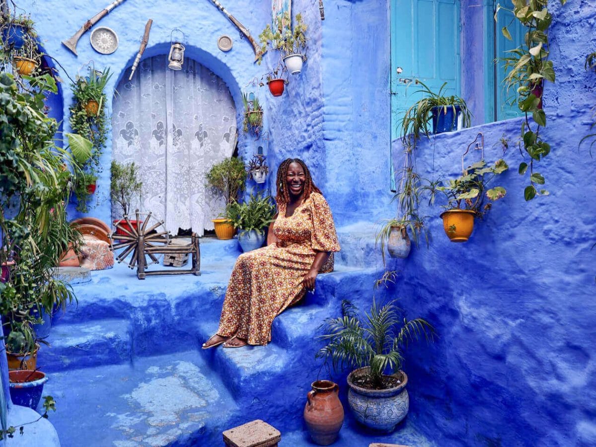 Wonderful pictures of a dark skinned girl from the Blue City