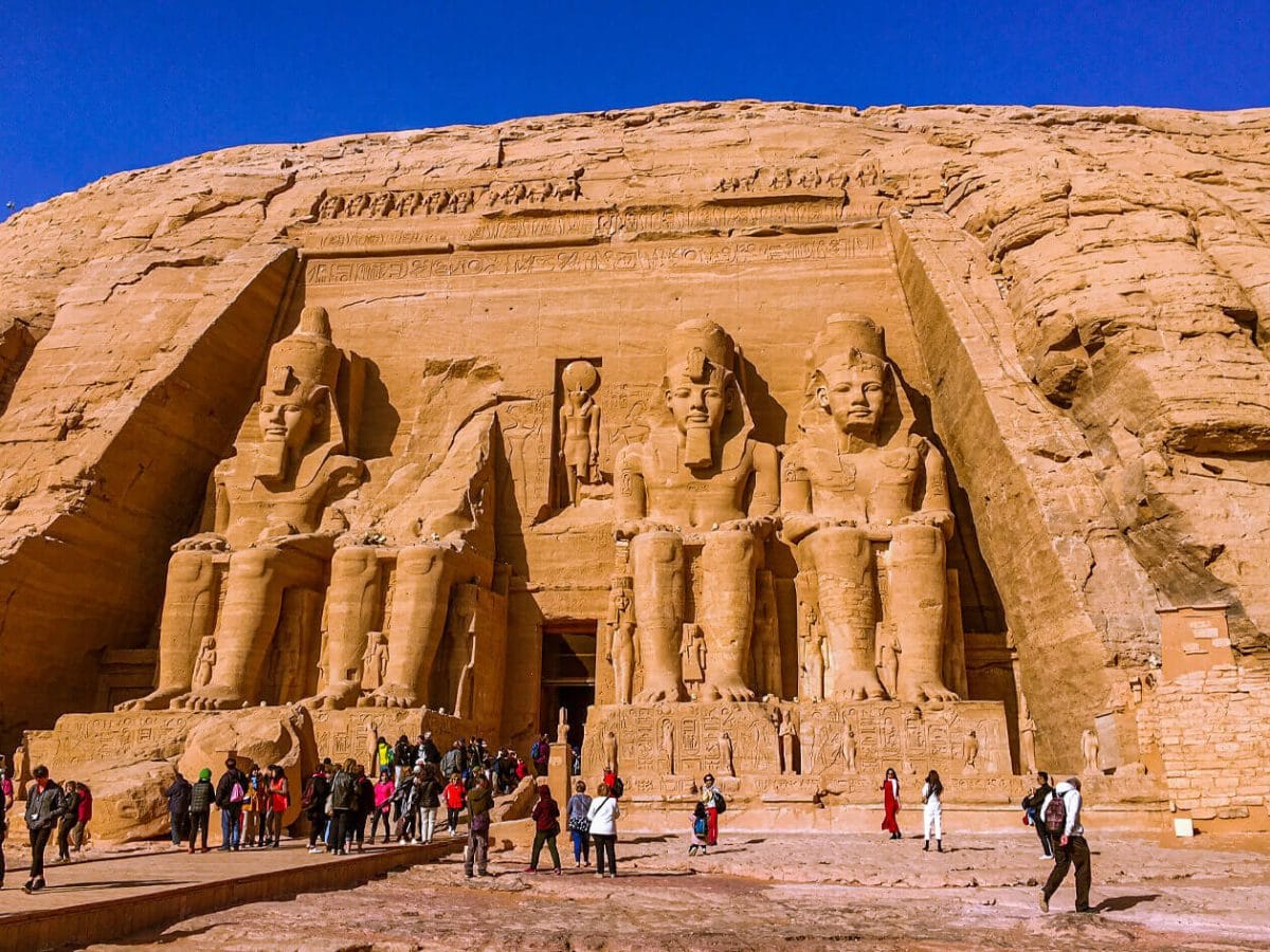 Wonderful pictures of the facade of the Great Temple of Abu Simbel