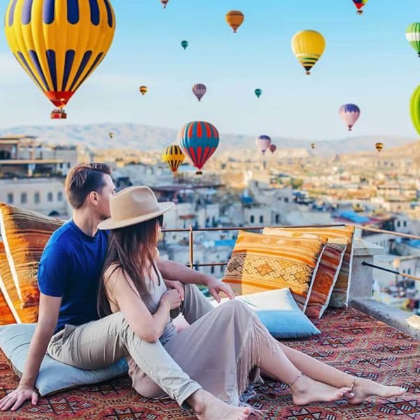 Great photo of a couple in Cappadocia Hot Air Balloon Ride